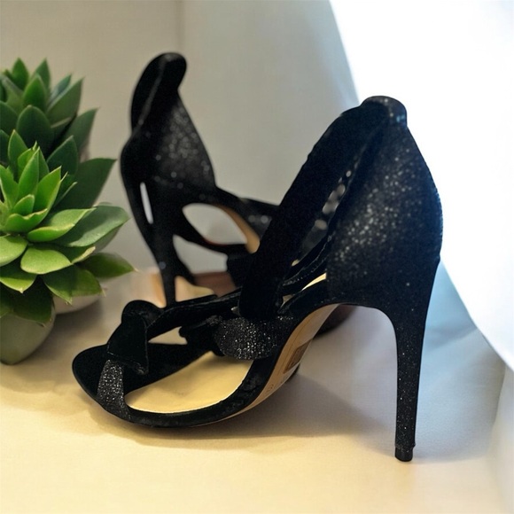 Alexandre Birman Black Velvet Strappy Heels - Picture 3 of 7